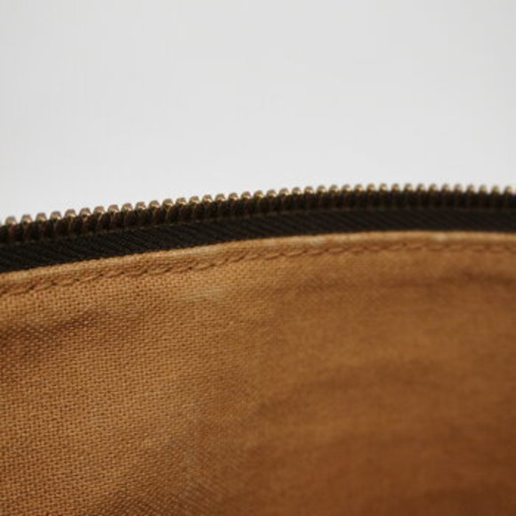 Louis Vuitton Monogram Totally MM Tote Bag - Picture 11 of 12